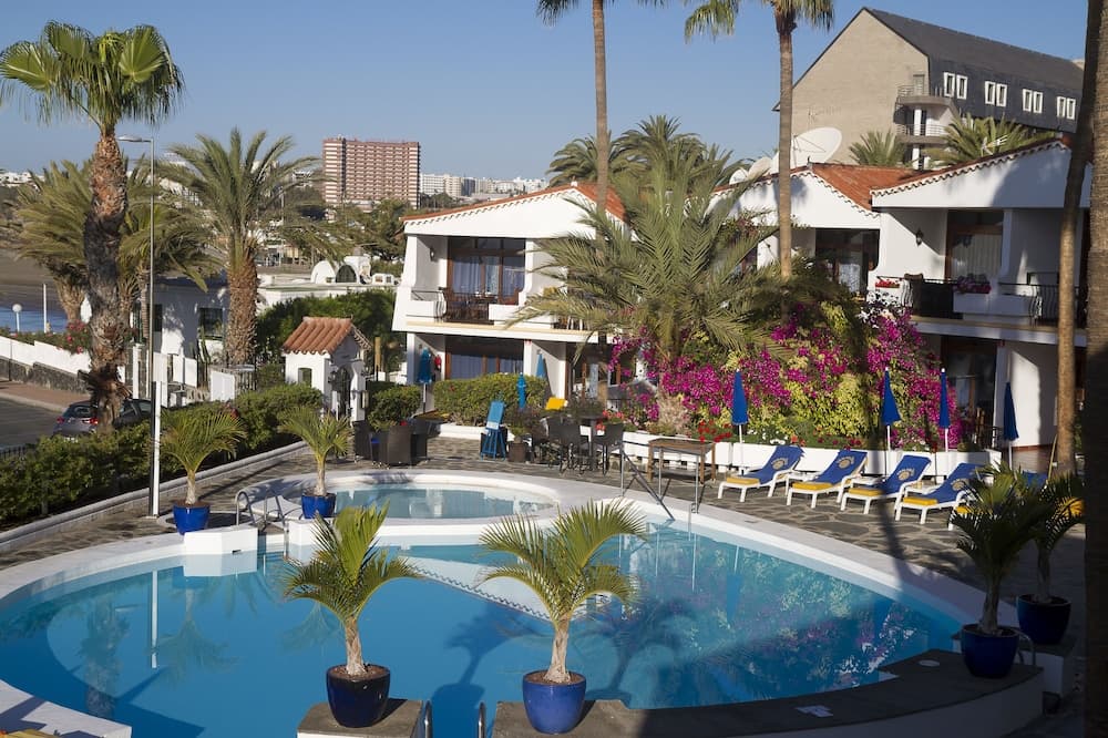 Sunsuites Carolina main