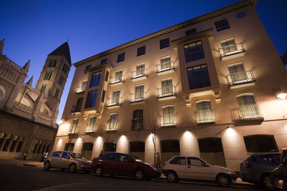 Nexus Valladolid main