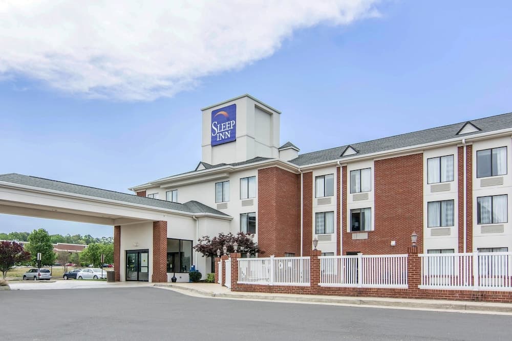 Spark by Hilton Fredericksburg Southpoint main