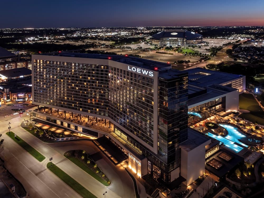 Loews Arlington main