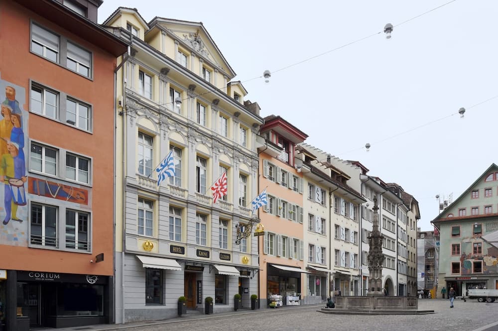 Hotel Krone main