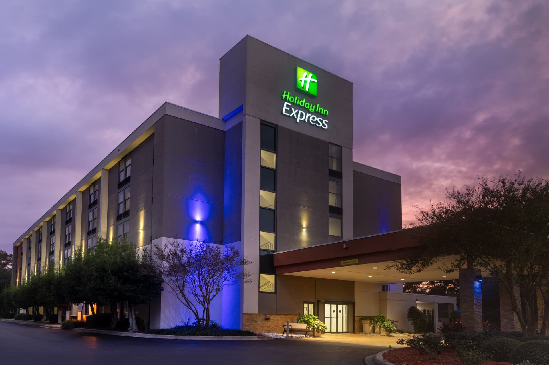 Holiday Inn Express Tallahassee - I-10 E main