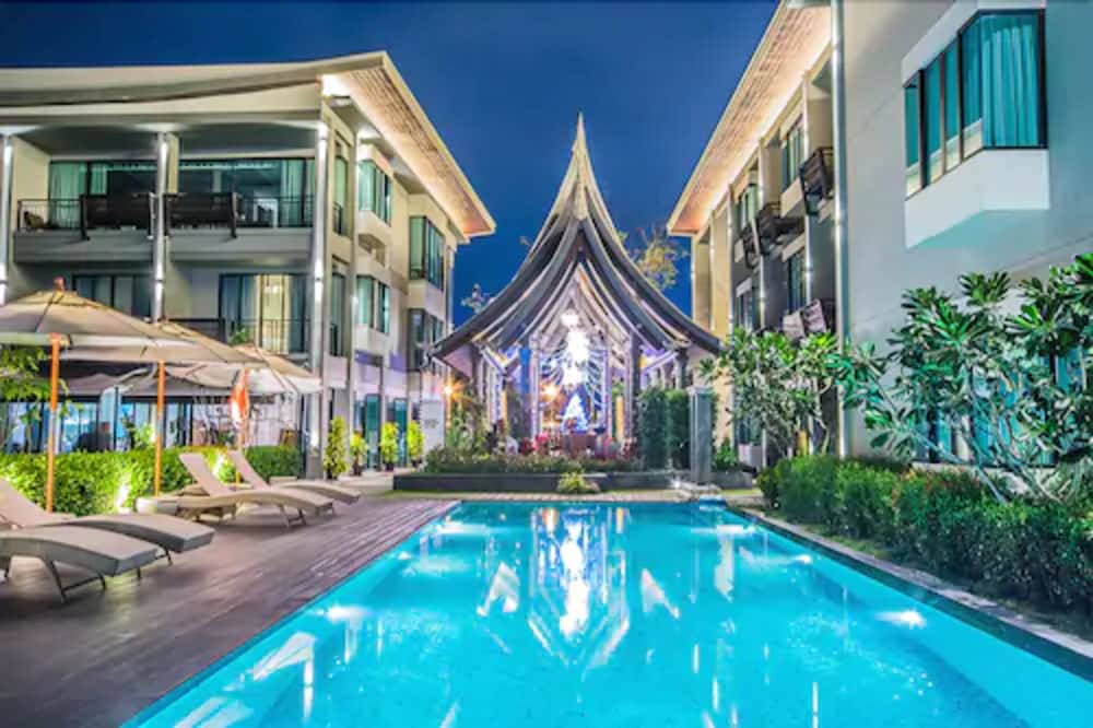 Maraya Hotel & Resort main