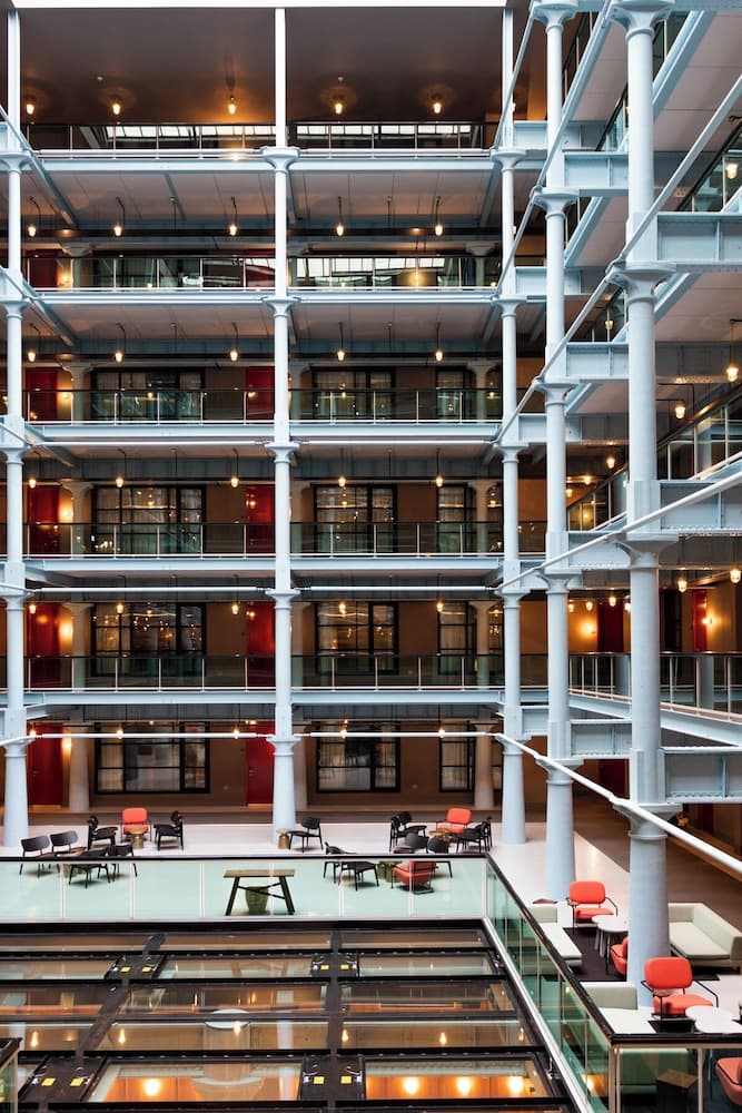 The Place Aparthotel main
