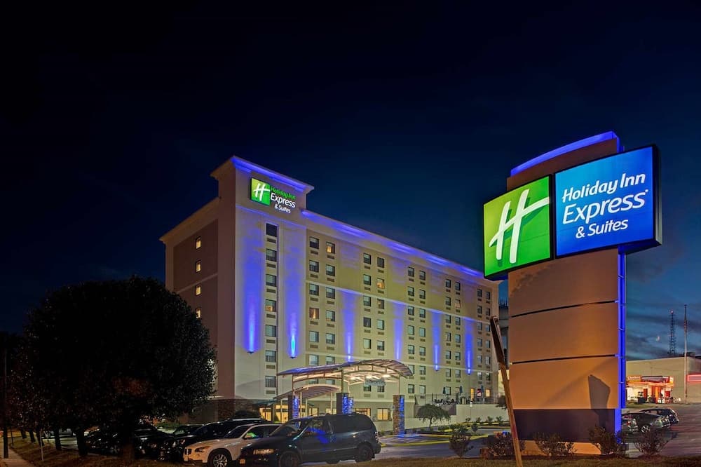 Holiday Inn Express And Suites Baltimore West Cato main