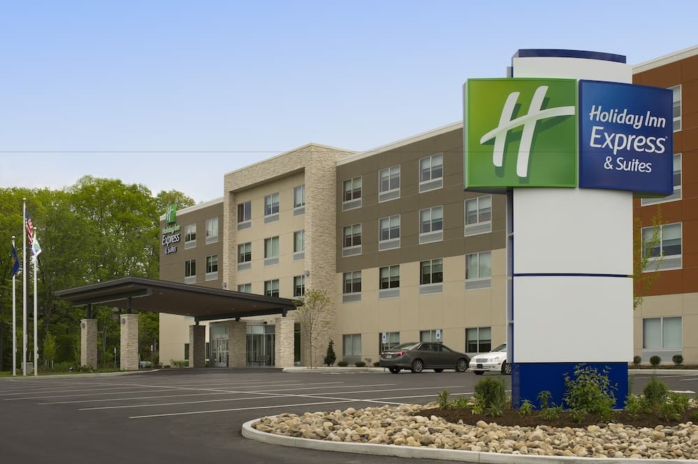 Holiday Inn Express And Suites Altoona main