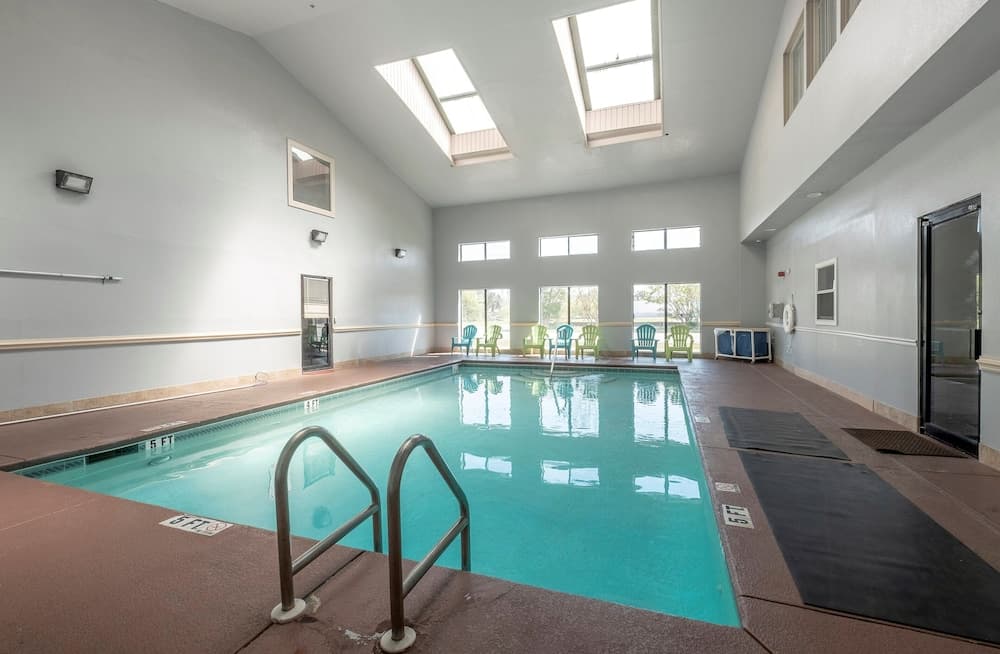 Red Roof Inn & Suites Pensacola - Nas Corry main