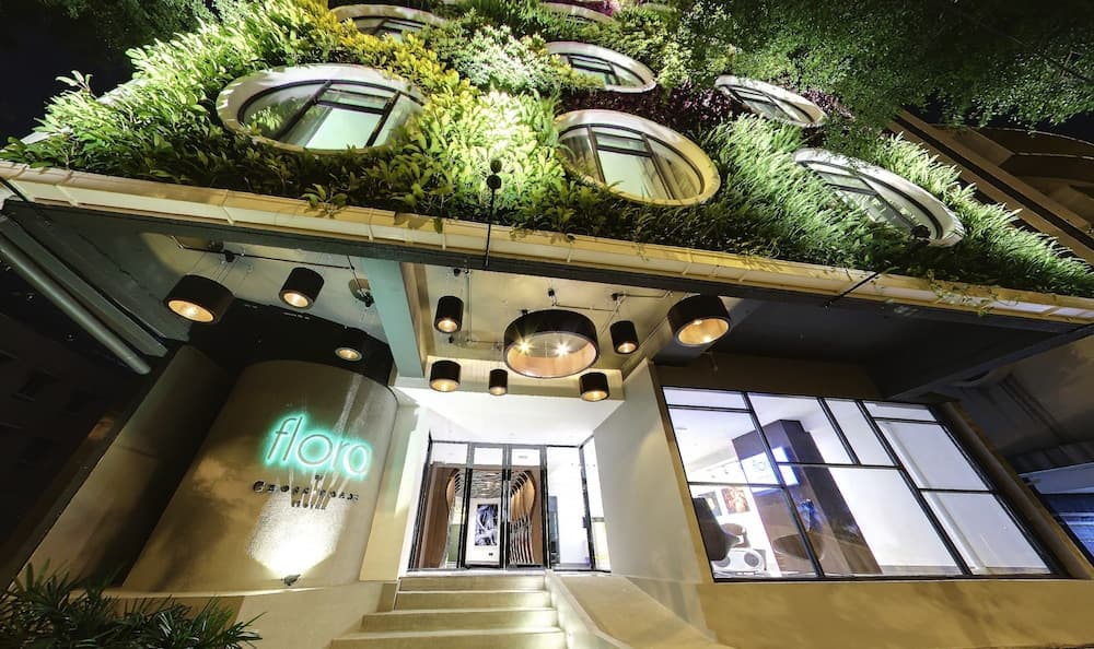 Flora By Crossroads Hotel main