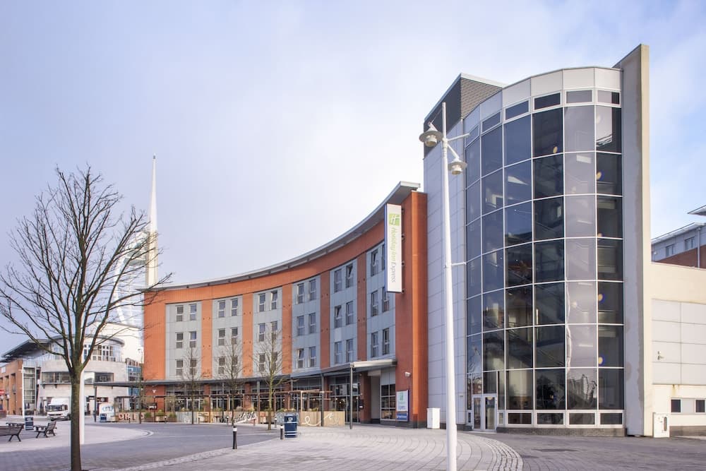 Holiday Inn Express Portsmouth - Gunwharf Quays main