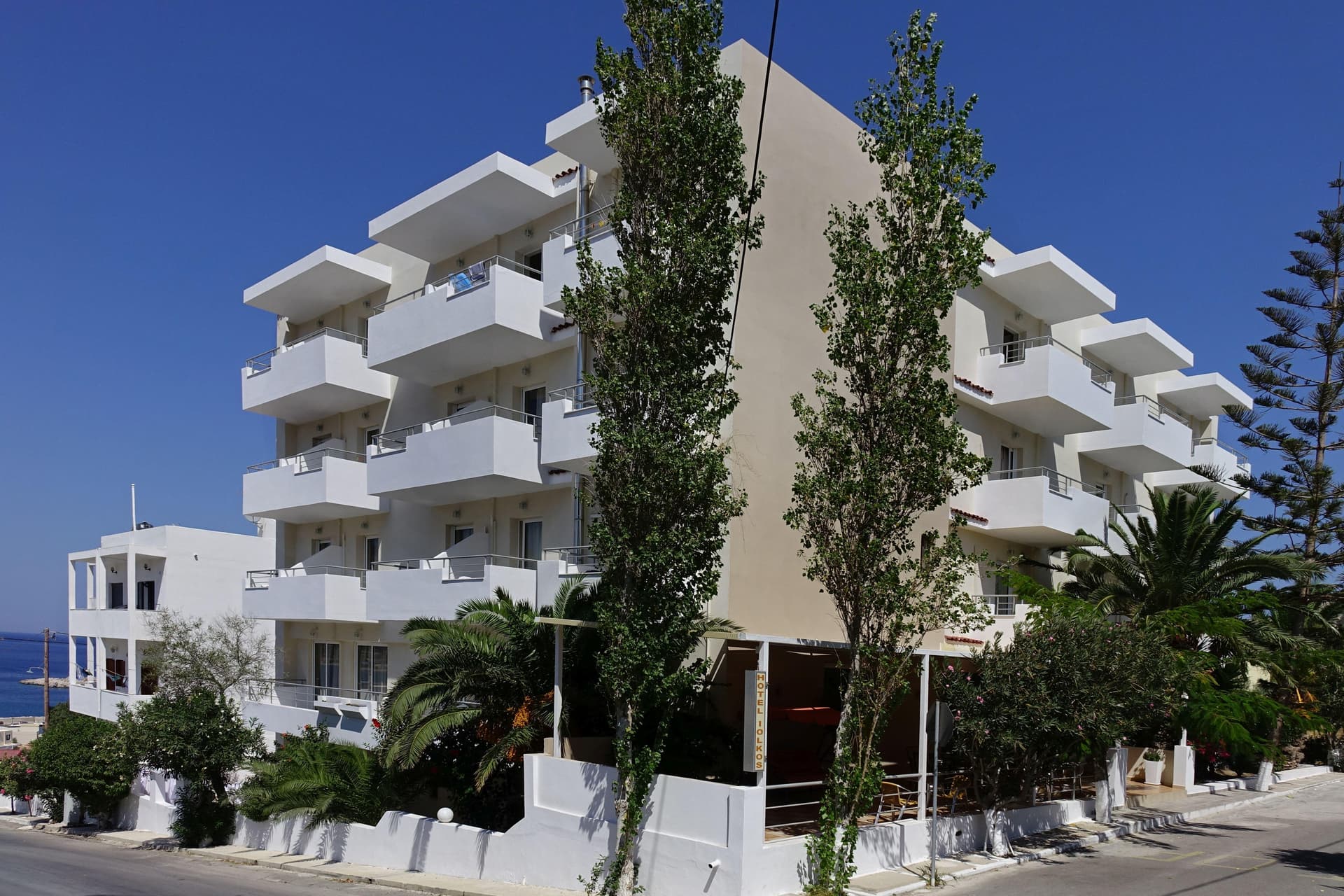 Iolkos Hotel main