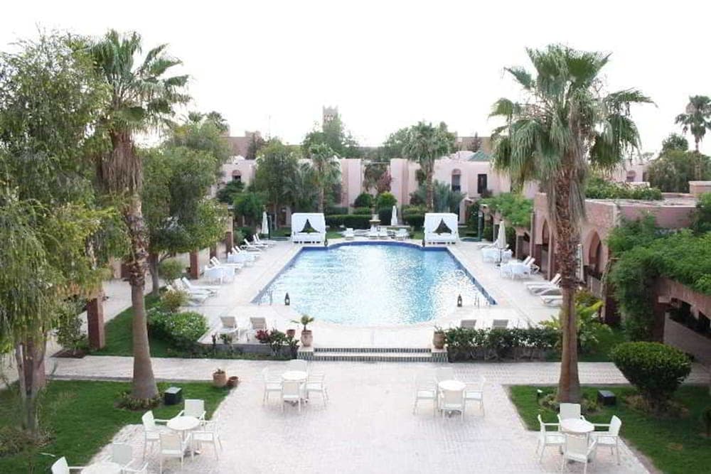 Hotel Karam Palace main