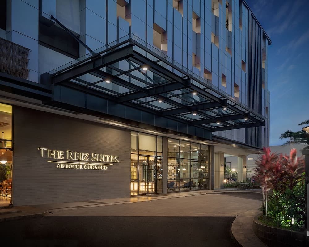 The Reiz Suites Artotel Curated