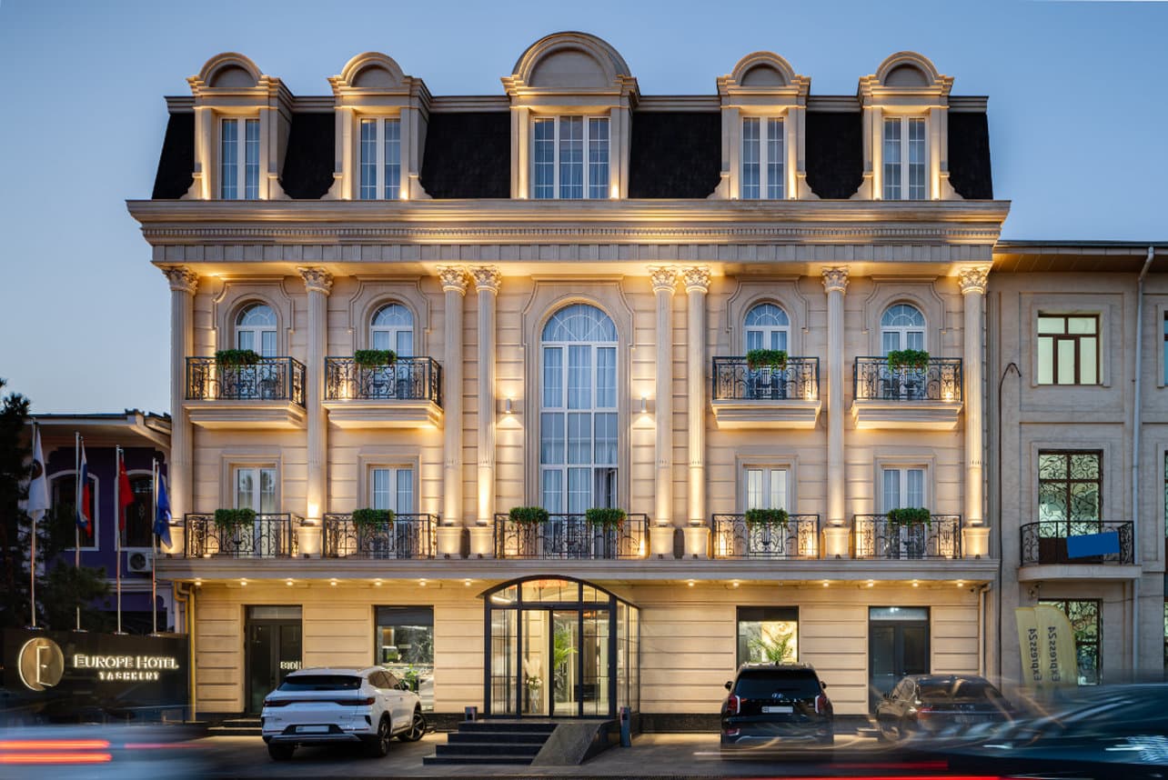 Europe Hotel main