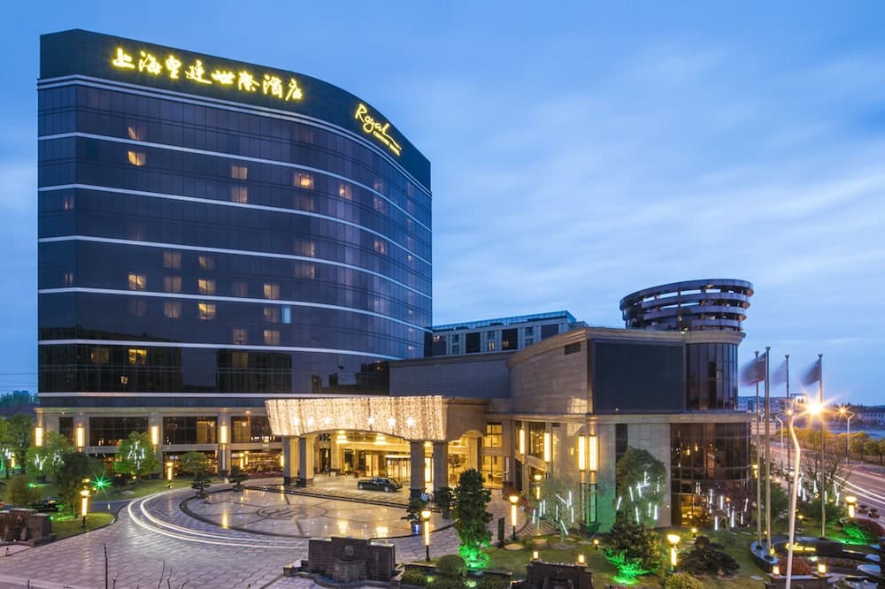Royal Century Shanghai main
