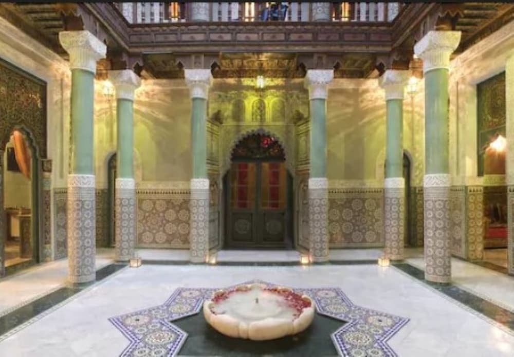 Riad Mumtaz Mahal main