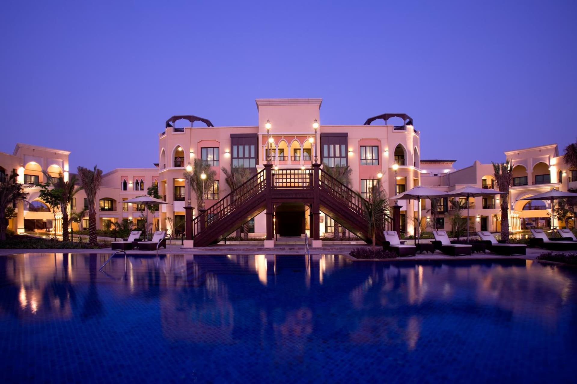 Shangri-La Qaryat Al Beri, Abu Dhabi - Apartments main
