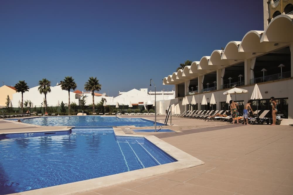Eurotel Altura Hotel And Beach Resort main