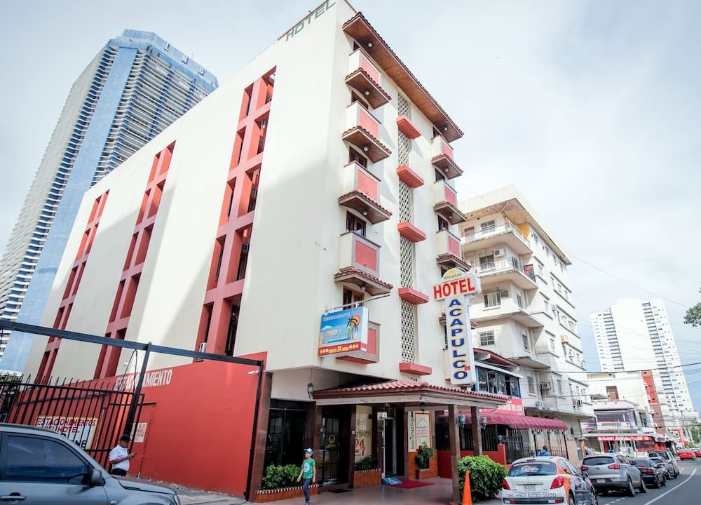 Hotel Acapulco main
