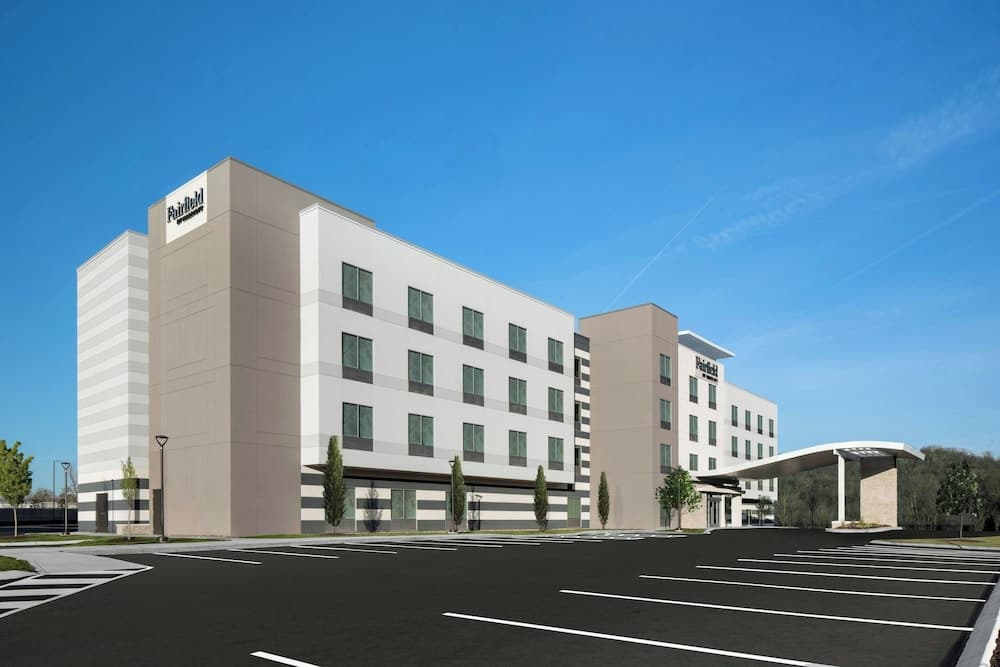 Fairfield Inn & Suites Nashville Bellevue main