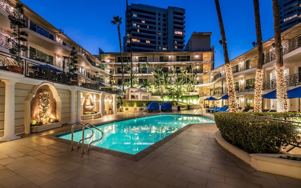 Beverly Hills Plaza Hotel And Spa main