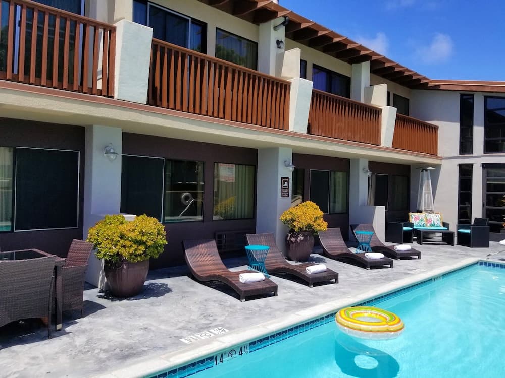 Holiday Inn Express & Suites Solana Beach-Del Mar main