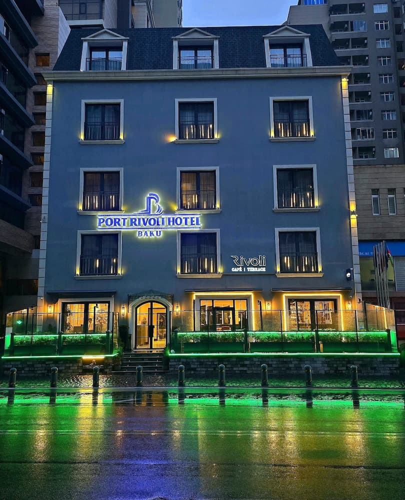 Port Rivoli Baku Hotel main