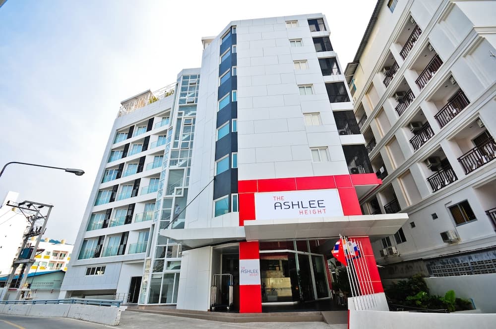 The Ashlee Heights Patong Hotel & Suites main