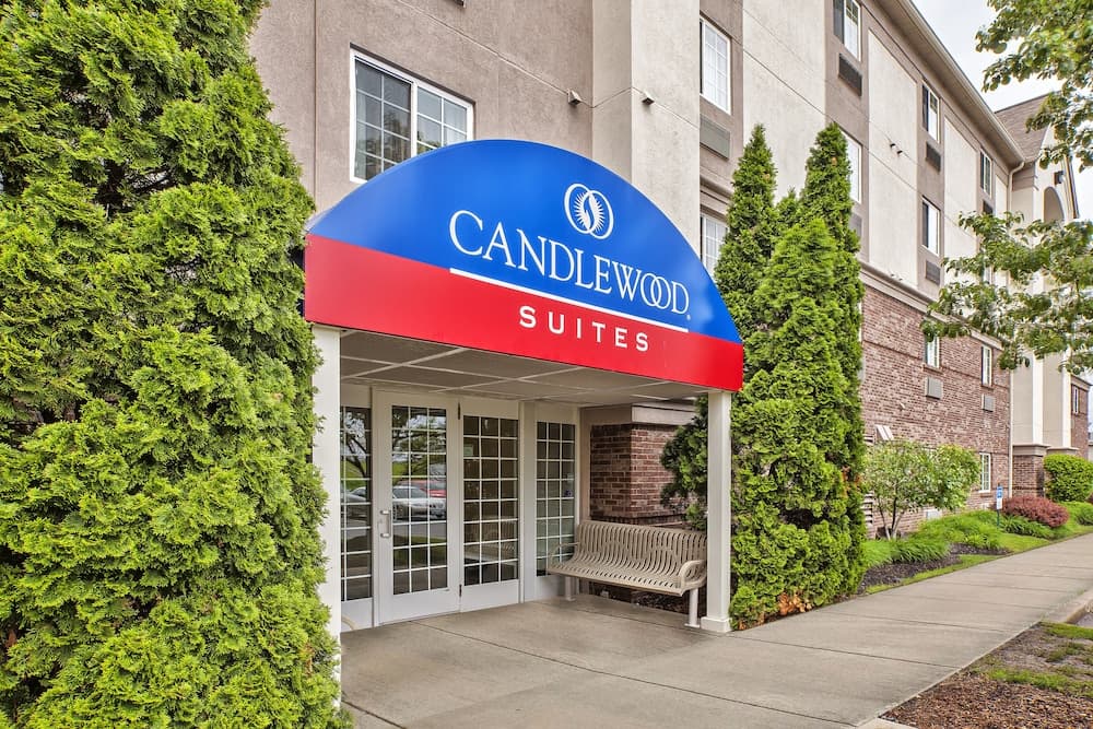 Candlewood Suites Indianapolis main