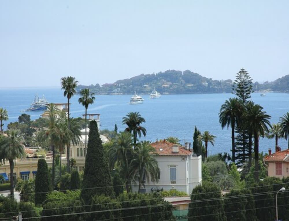 Ibis Styles Beaulieu Sur Mer main
