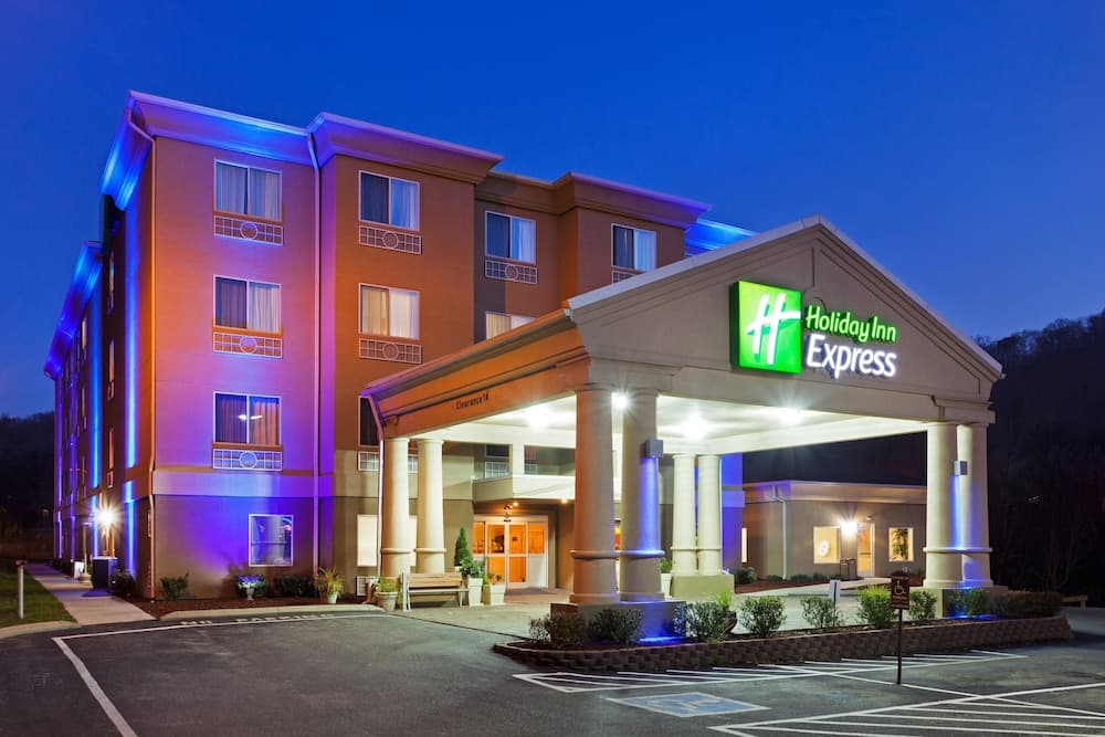 Holiday Inn Express And Suites Pikeville main