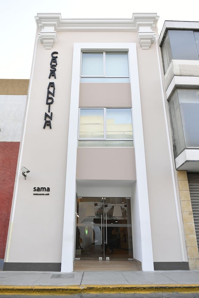 Casa Andina Standard Trujillo Plaza main