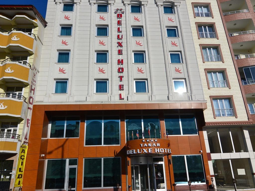 Tasar Royal Hotel main