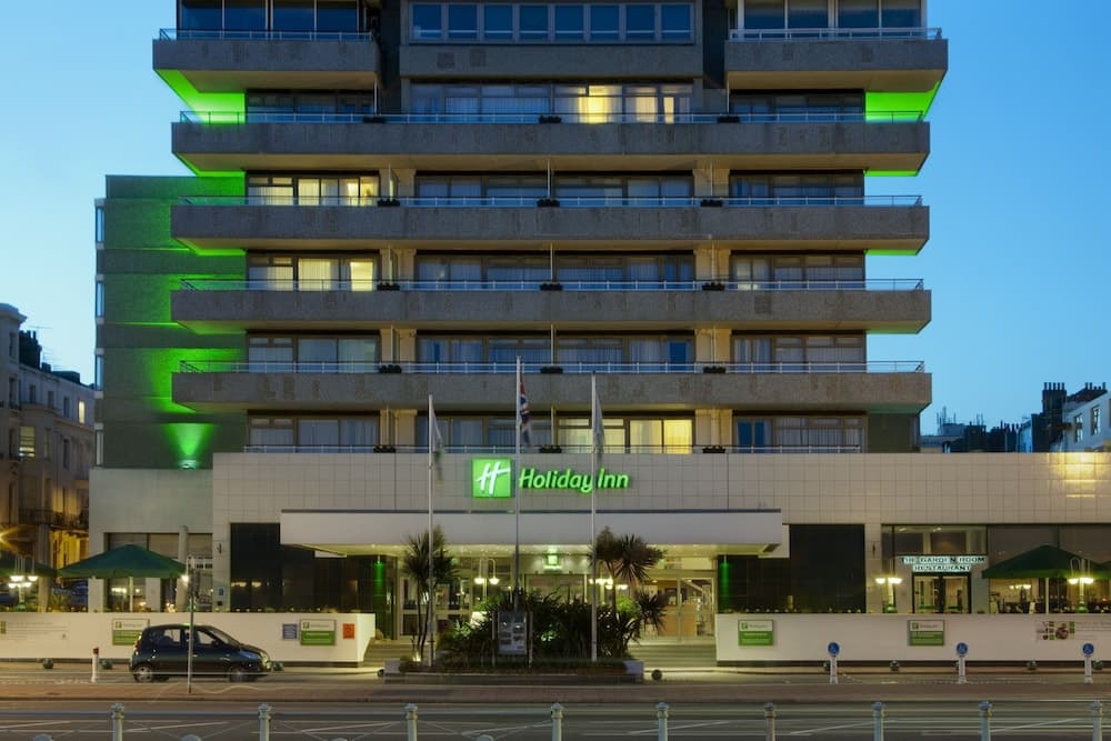 Holiday Inn Brighton Seafront main
