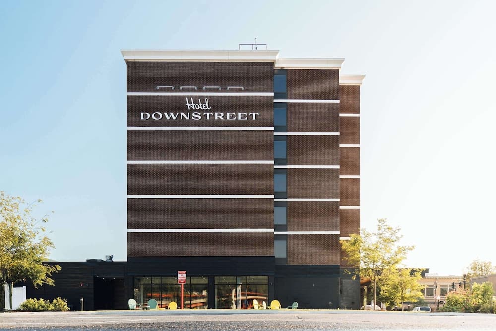 Hotel Downstreet main