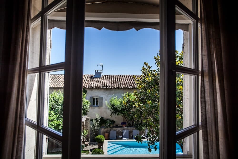 Villa Regalido main