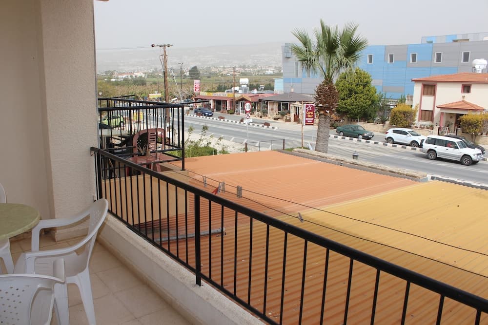 Petsas Apartments main