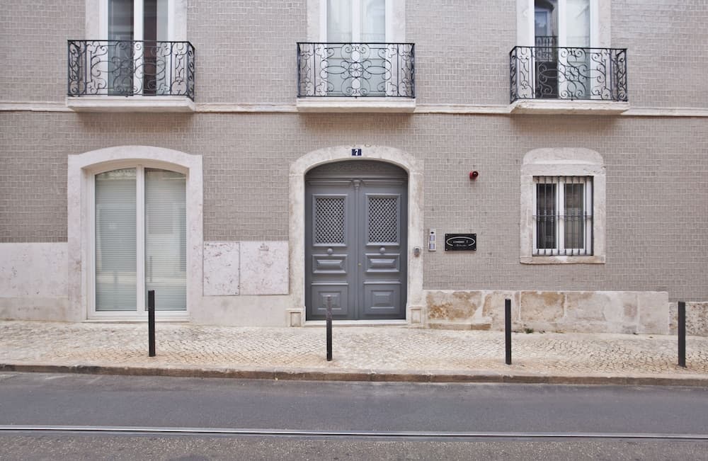 Lisbon Five Stars Apartments Combro 7 main