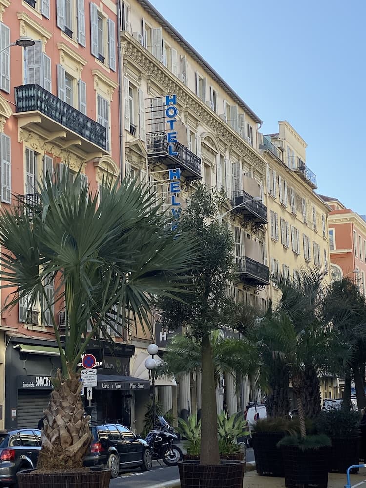 Hôtel Helvétique main