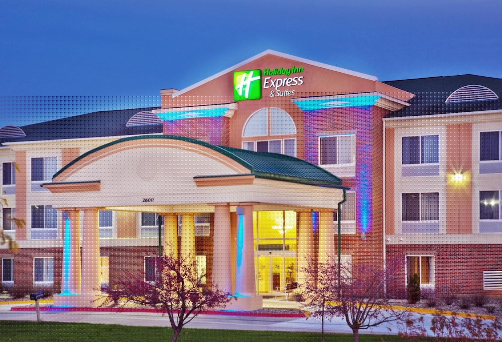 Holiday Inn Express And Suites Ames main