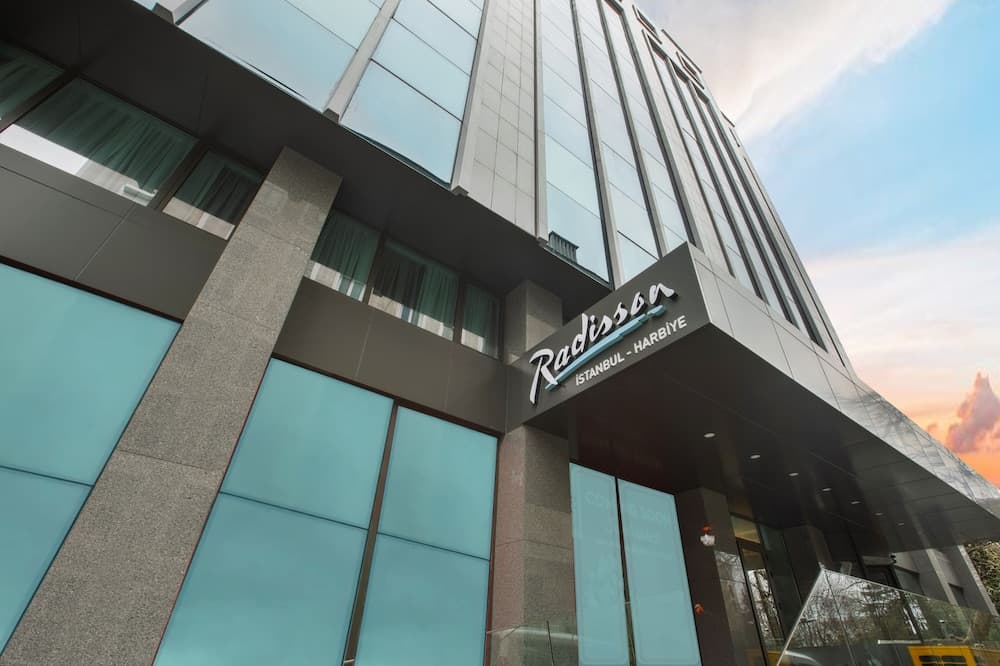 Radisson Hotel Istanbul Harbiye main