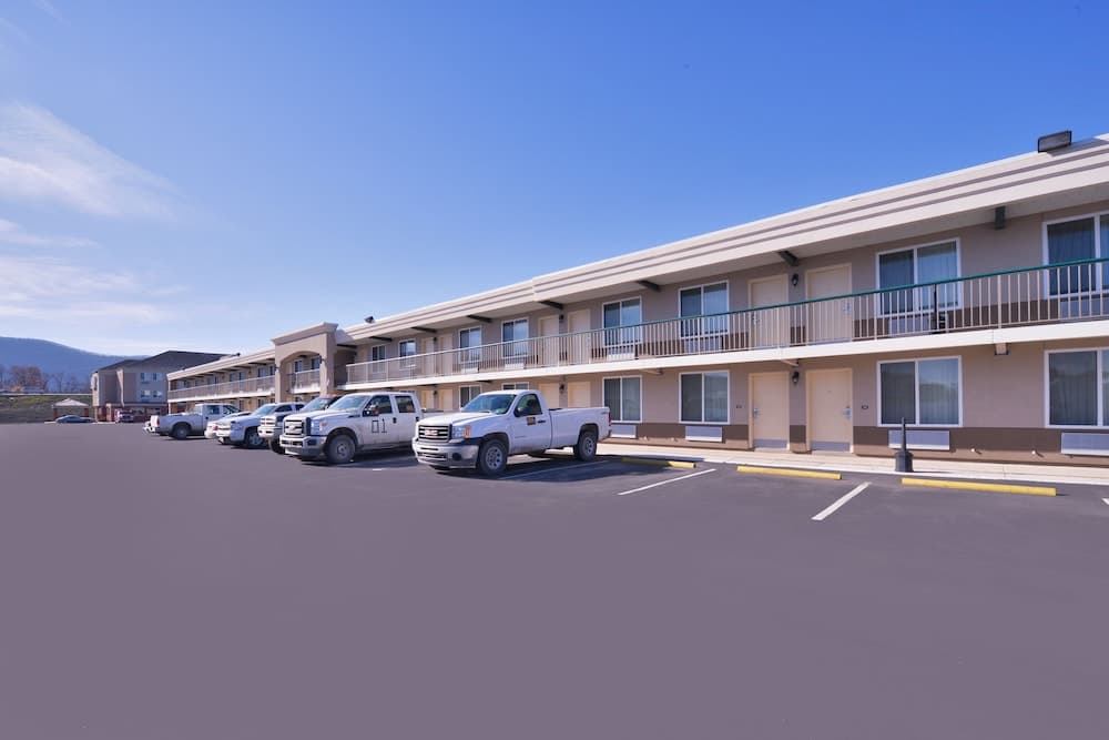 Best Western Williamsport Inn main