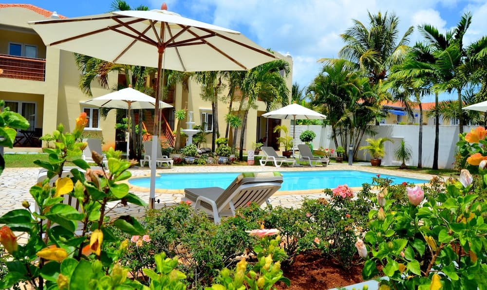 La Pointe Villas main