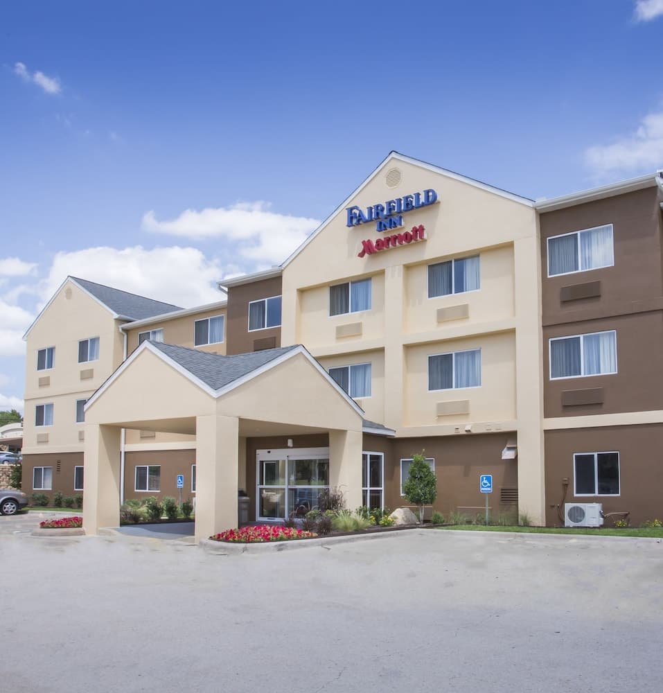 Americinn By Wyndham Topeka
