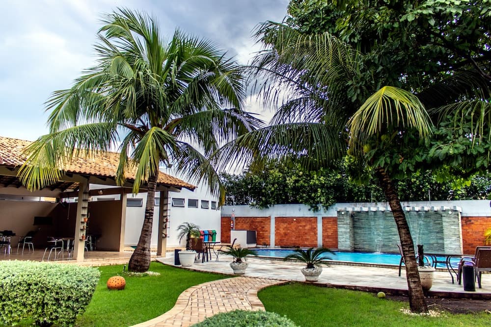 Delcas Hotel