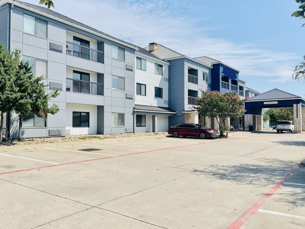 Best Western Plus Fort Worth North main