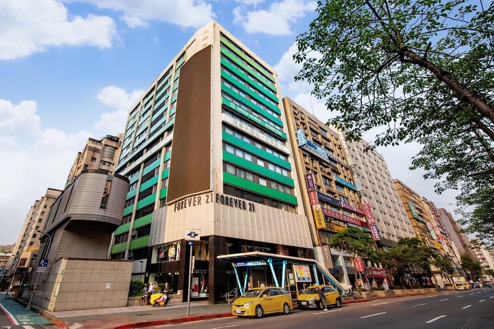 Green World Hotel - Zhongxiao main