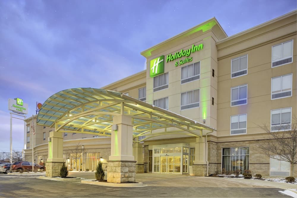 Holiday Inn Hotel & Suites Lima main