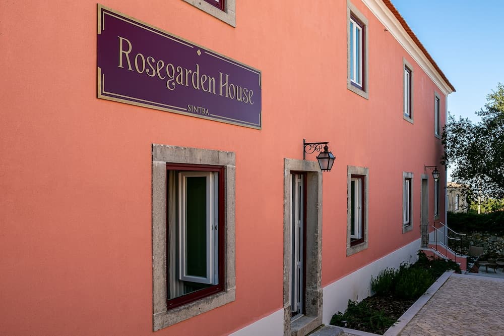 RoseGarden House main