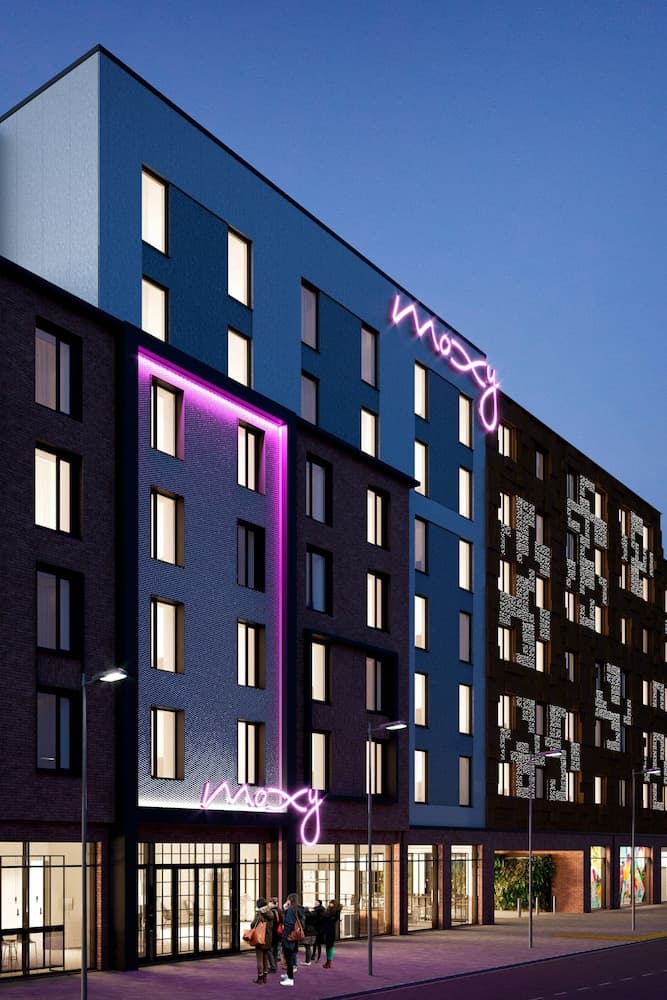 Moxy Bristol main