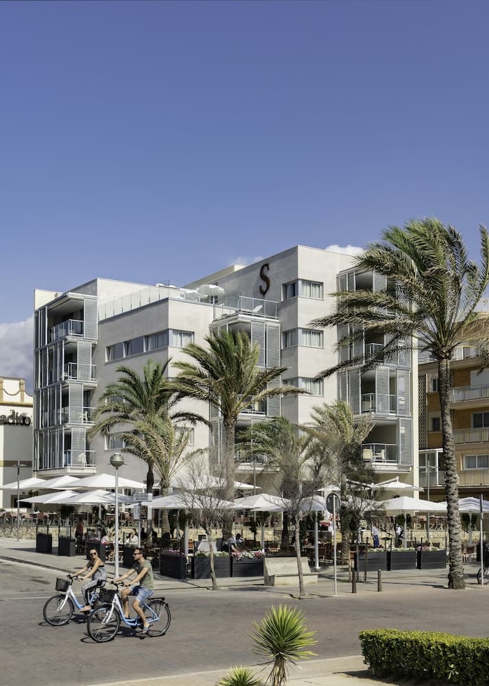 Pure Salt Residences main
